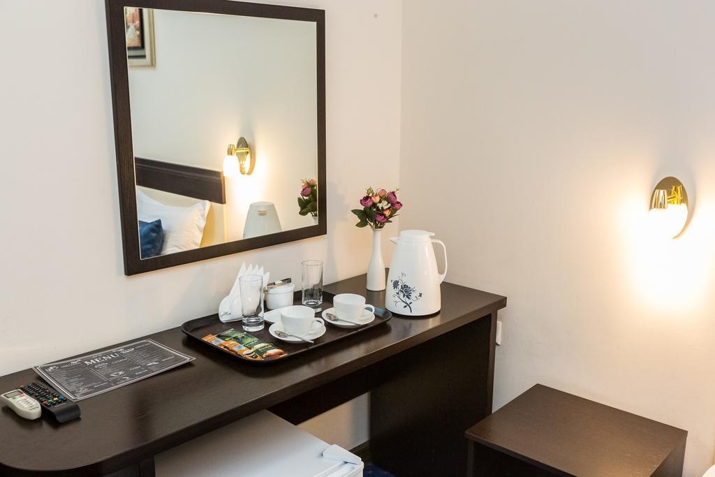 Salem Hotel On Abaya 阿拉木图 外观 照片